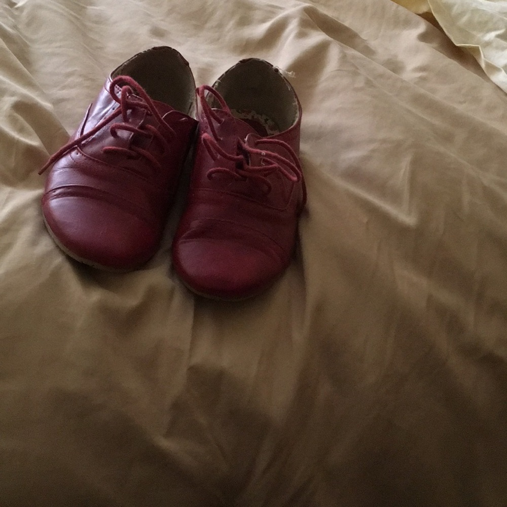 Red shoes